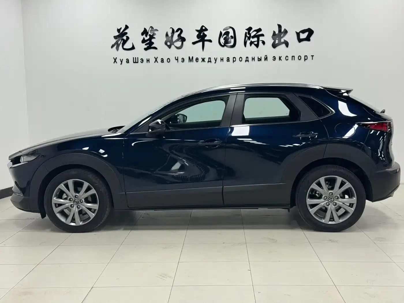 Mazda CX-30 2022 2.0L Automatic Joyful Black Edition — миниатюра 4
