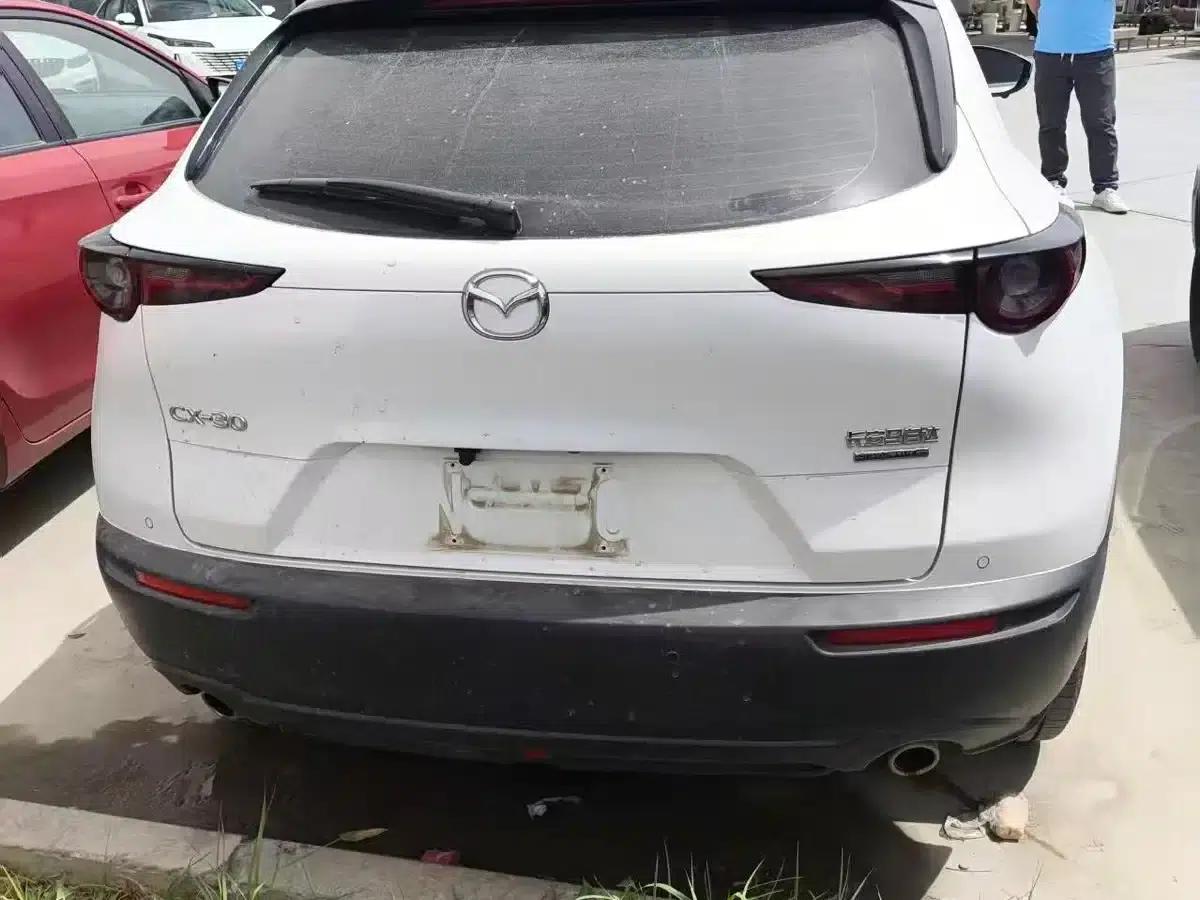 Mazda CX-30 2021 2.0L Automatic Comfort Edition — миниатюра 5