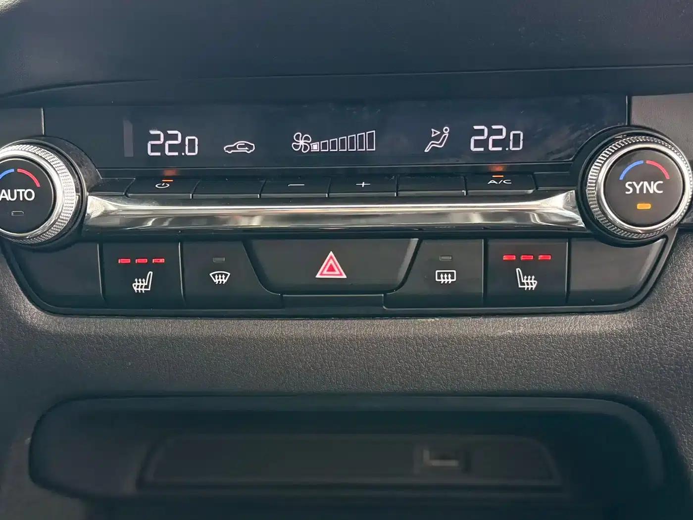 Mazda CX-30 2021 2.0L Automatic Comfort Edition — миниатюра 20
