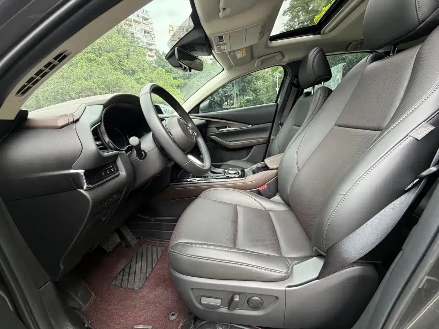 Mazda CX-30 2021 2.0L Automatic Comfort Edition — миниатюра 22