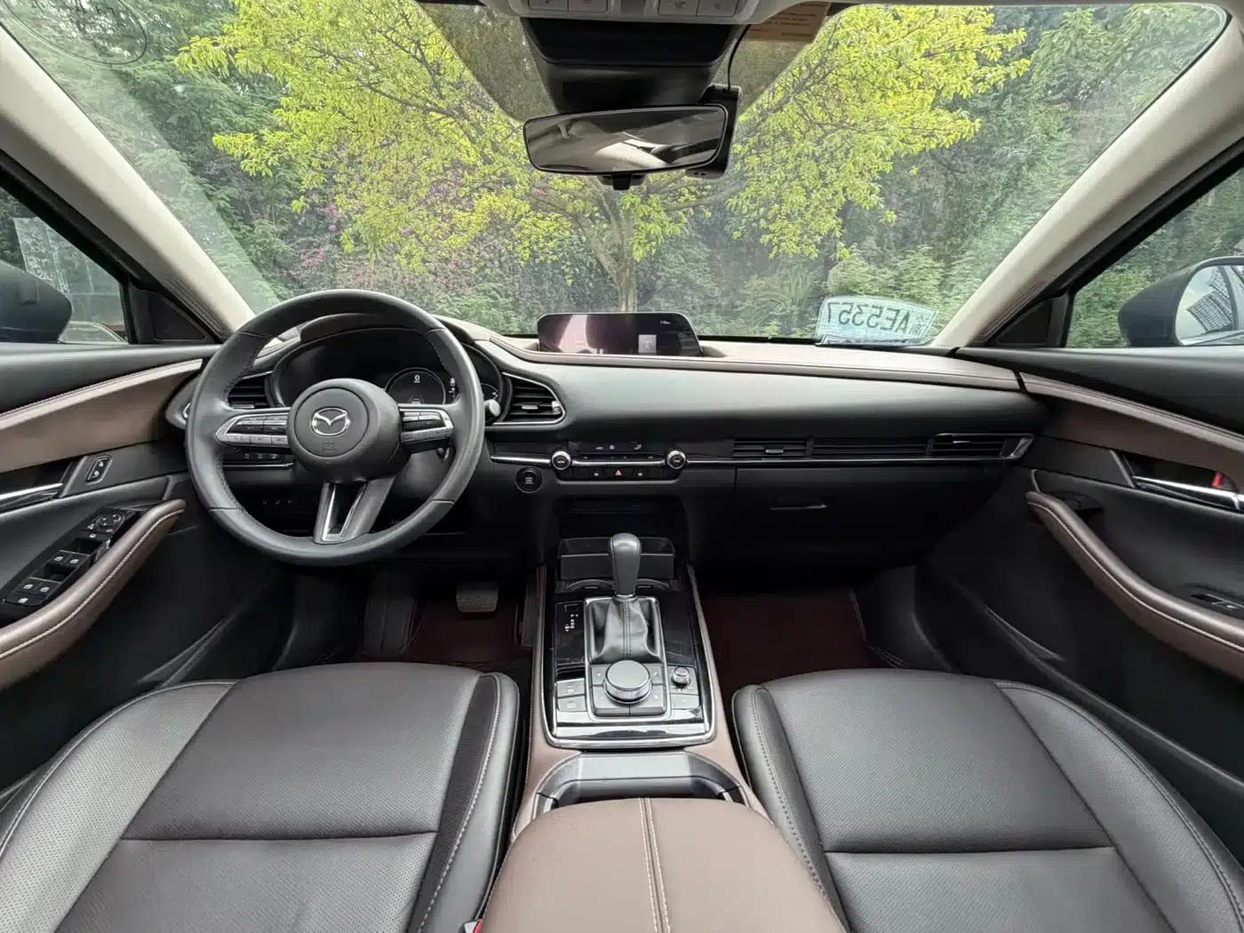 Mazda CX-30 2021 2.0L Automatic Comfort Edition — миниатюра 26