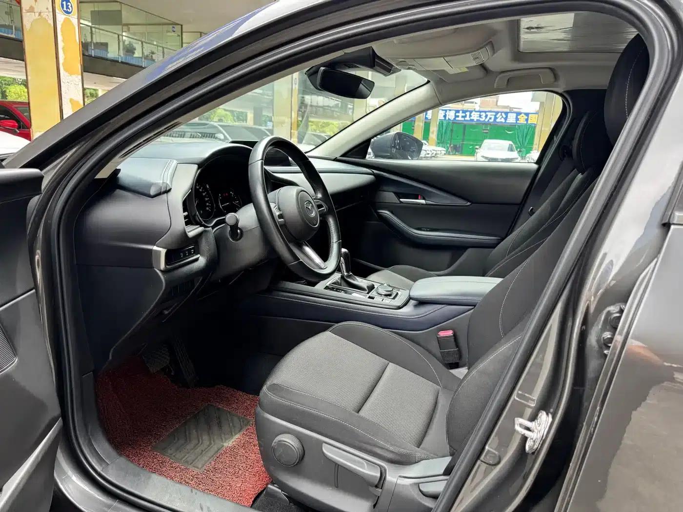 Mazda CX-30 2020 2.0L Automatic Premium Edition — миниатюра 7