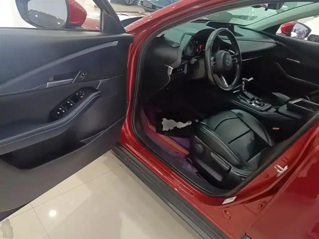 Mazda CX-30 2020 2.0L Automatic Premium Edition — миниатюра 16