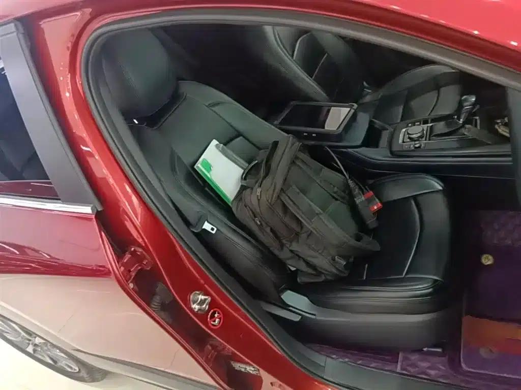 Mazda CX-30 2020 2.0L Automatic Premium Edition — миниатюра 25