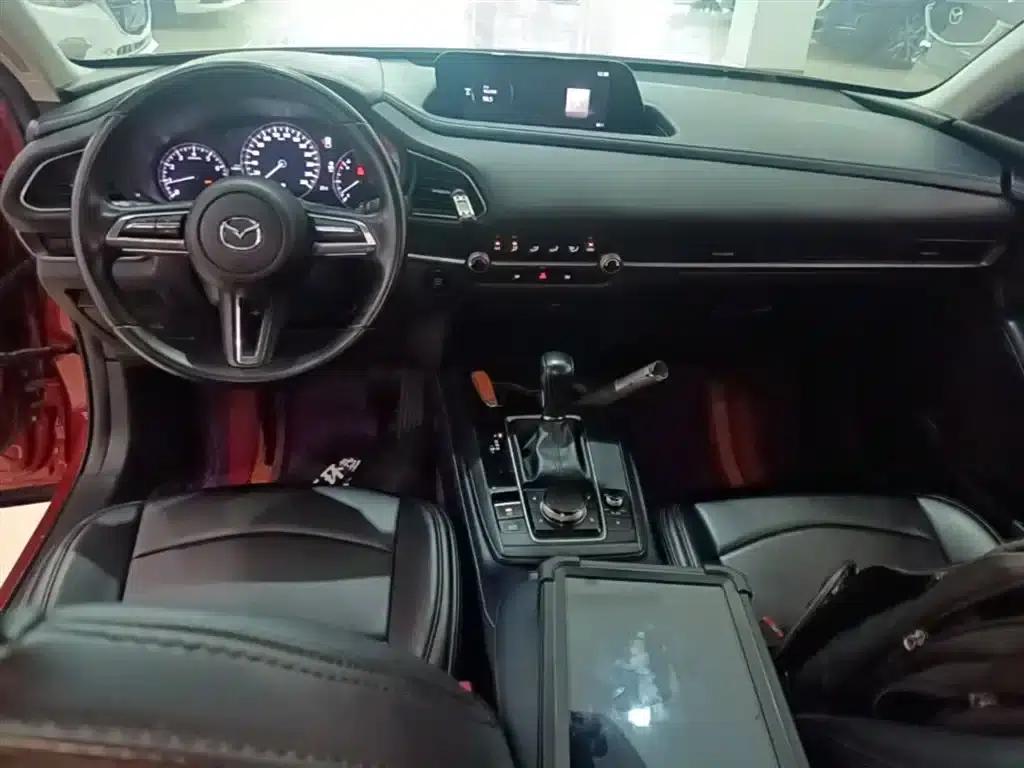 Mazda CX-30 2020 2.0L Automatic Premium Edition — миниатюра 10