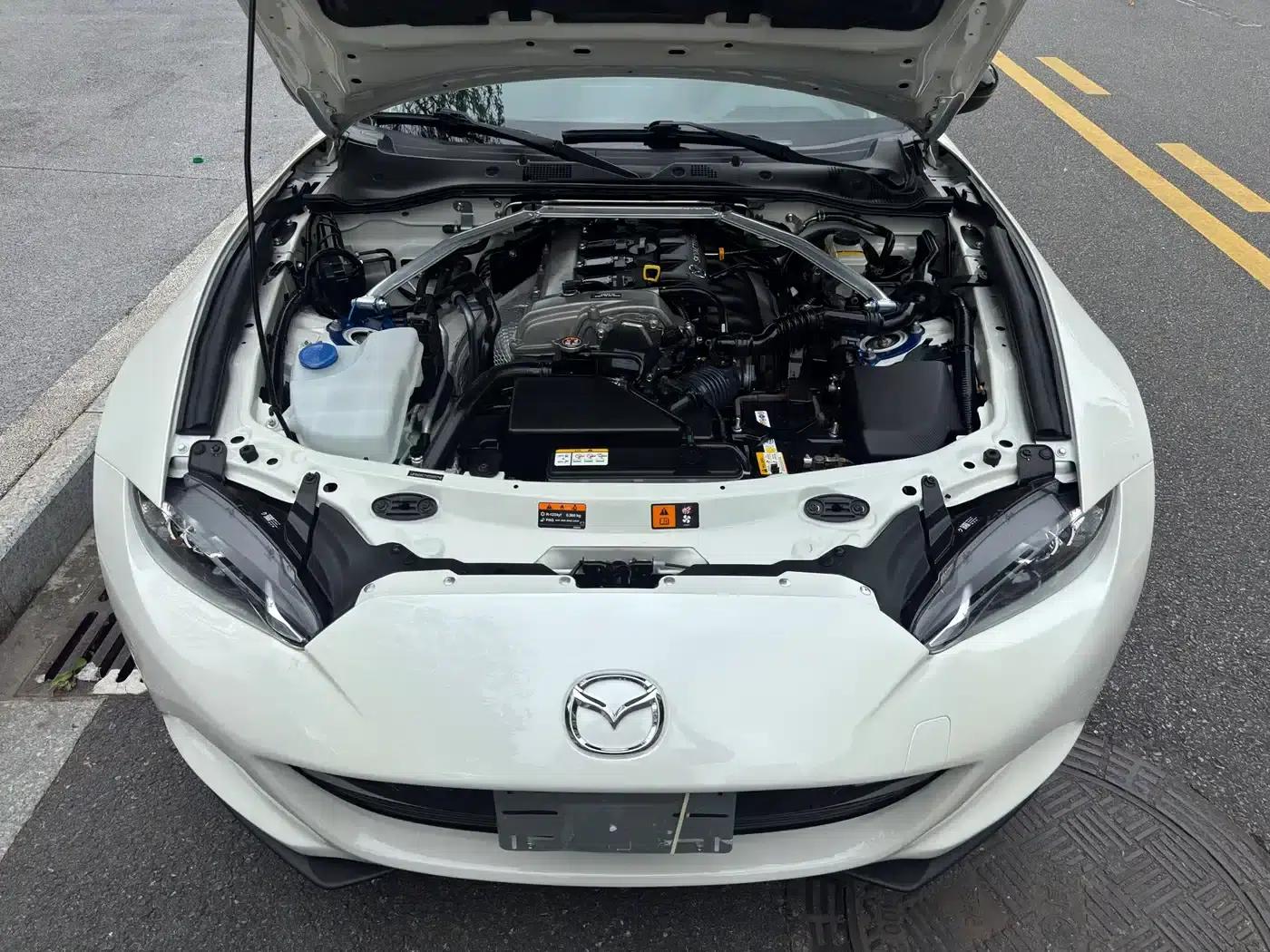 Mazda MX-5 2023 2.0L Manual — миниатюра 9