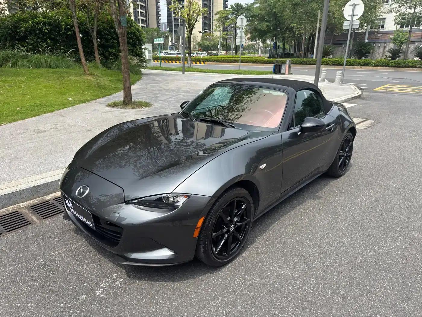 Mazda MX-5 2023 2.0L Manual — миниатюра 1