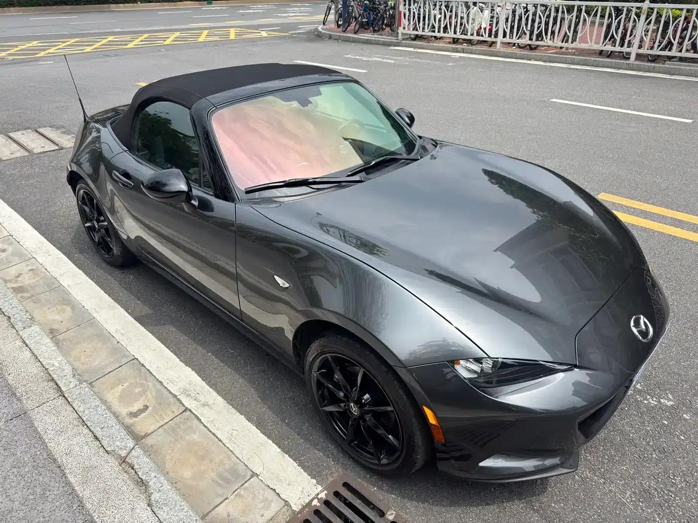 Mazda MX-5 2023 2.0L Manual — миниатюра 3