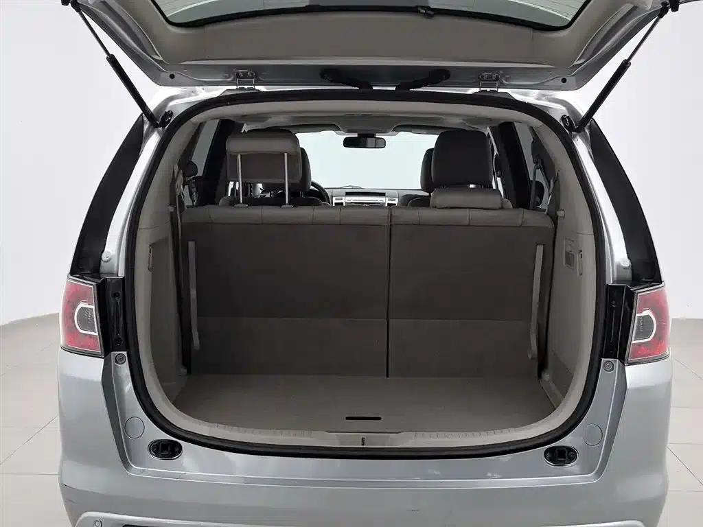 Mazda 8 2011 2.3L Supreme Edition — миниатюра 16