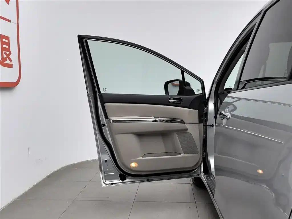 Mazda 8 2011 2.3L Supreme Edition — миниатюра 8