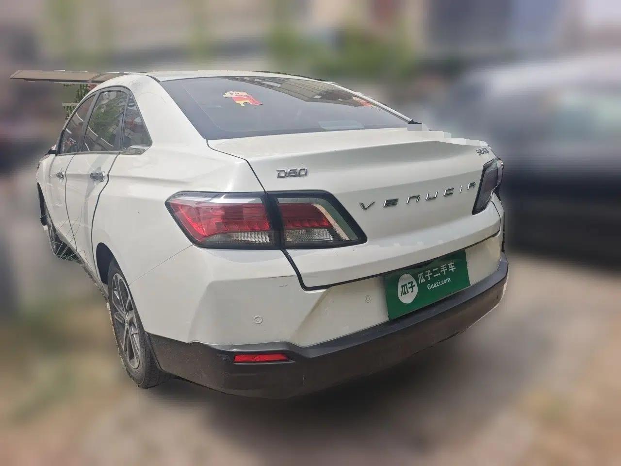 Venucia D60 2019 100 000 Glory 1.6L XL Manual Chenku Edition China VI — миниатюра 4