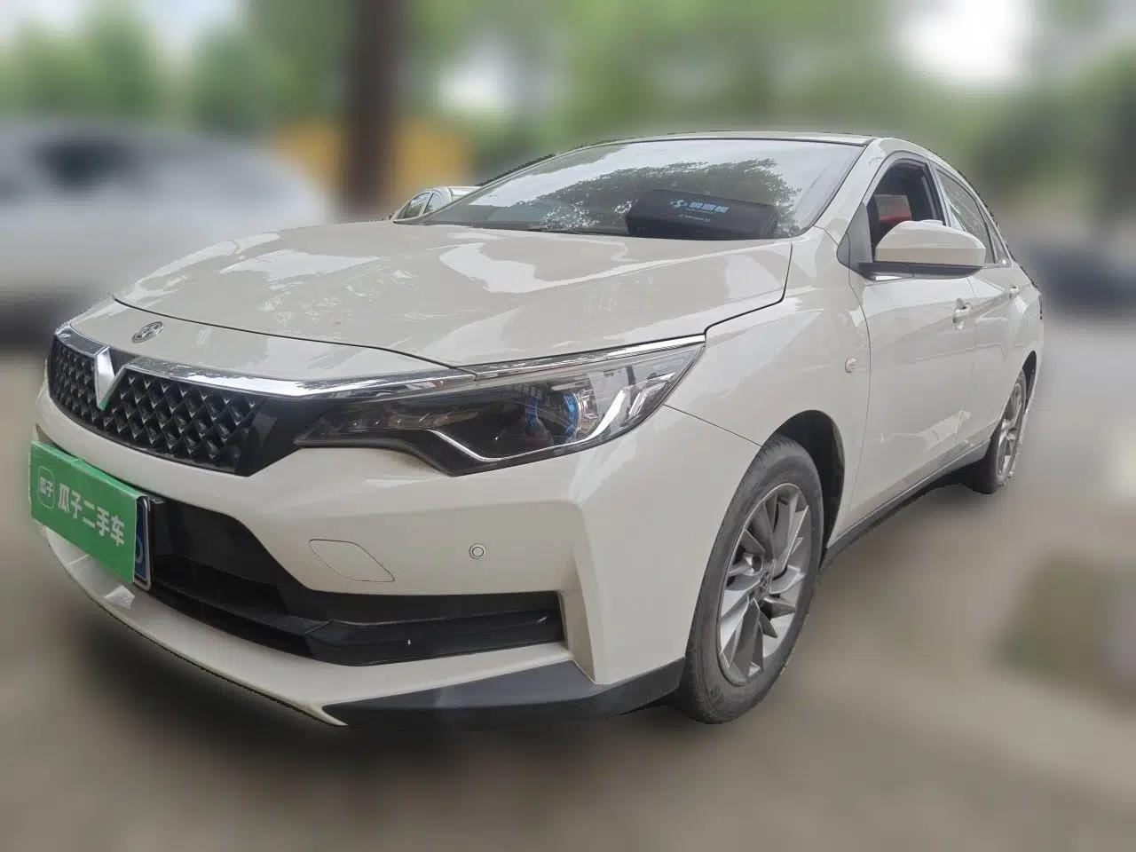 Venucia D60 2021 1.6L XE CVT Comfort Edition — миниатюра 1