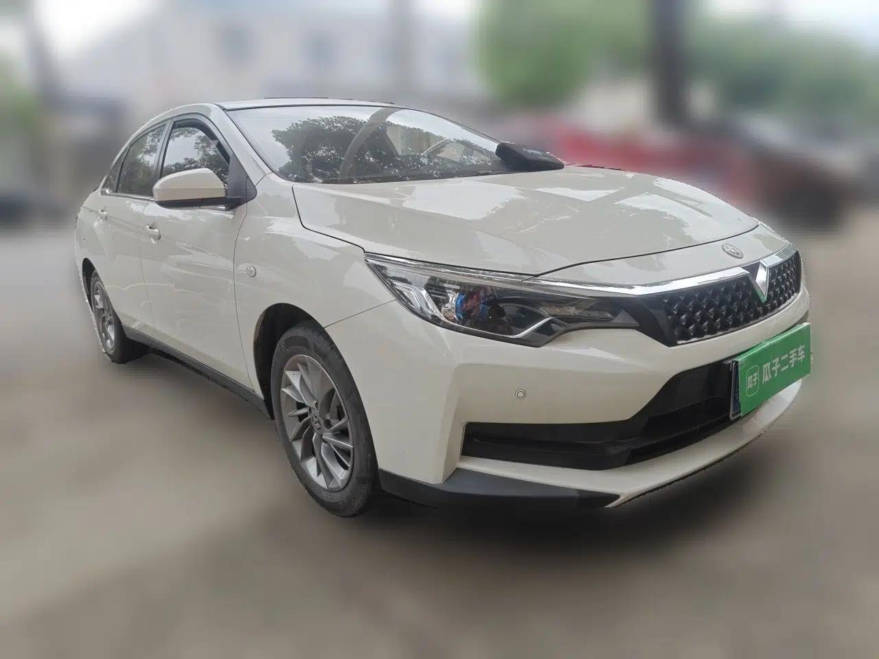 Venucia D60 2021 1.6L XE CVT Comfort Edition — миниатюра 3