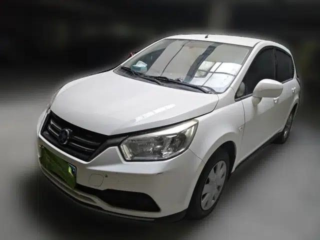 Venucia R50 2015 1.6L Manual Fashion Edition