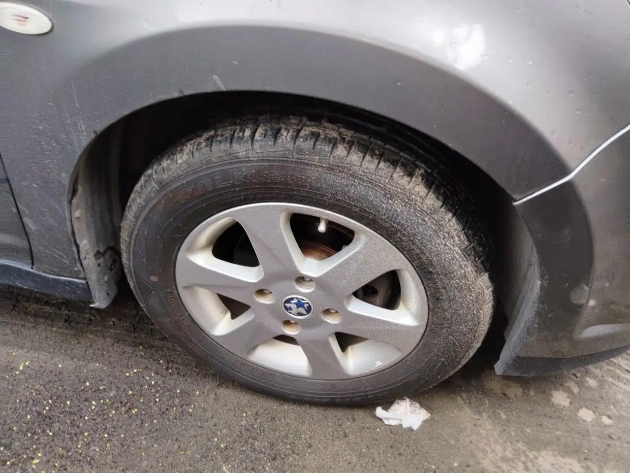 Venucia D50 2013 1.6L Automatic Luxury Edition — миниатюра 8