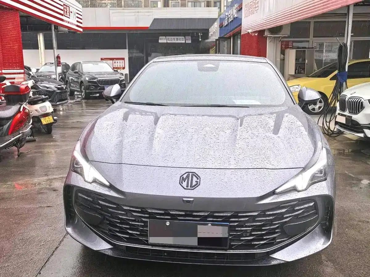 MG7 2025 1.5T 300 DCT Luxury Edition — миниатюра 3