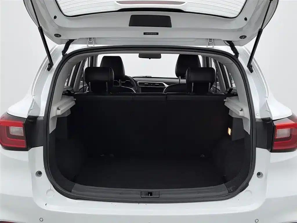 MG ZS 2017 1.5L Manual Elite Edition — миниатюра 16