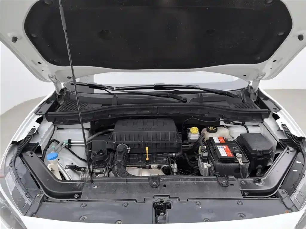 MG ZS 2017 1.5L Manual Elite Edition — миниатюра 6