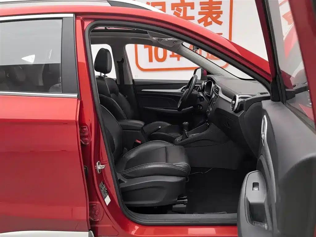 MG ZS 2018 1.5L Manual Deluxe Edition (National V Emission Standard) — миниатюра 23