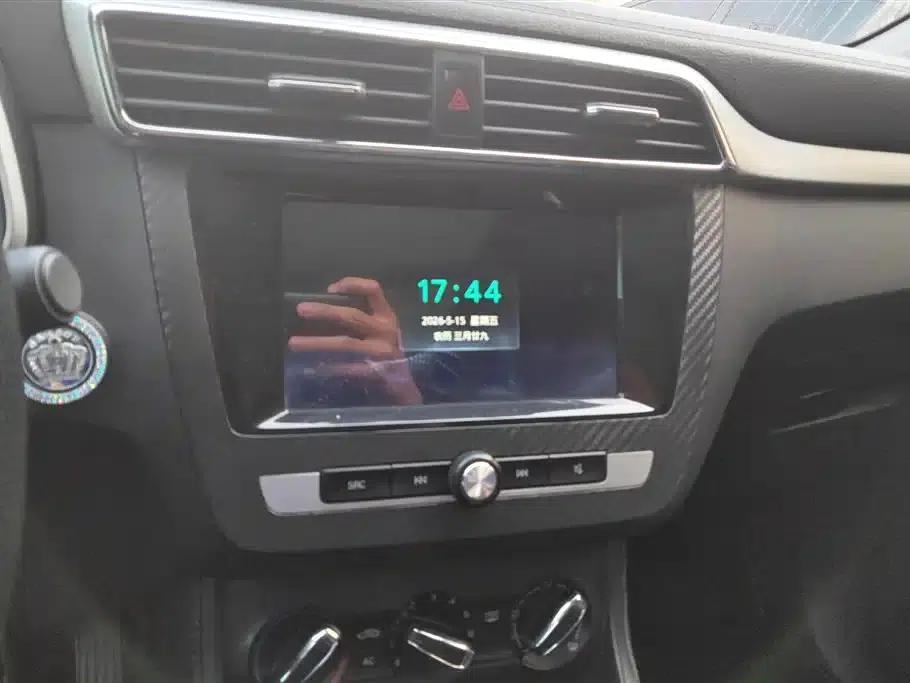 MG ZS 2018 1.5L Automatic Luxury Edition (National V Emission Standard) — миниатюра 13