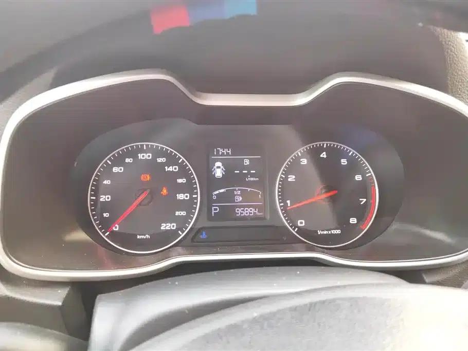 MG ZS 2018 1.5L Automatic Luxury Edition (National V Emission Standard) — миниатюра 14