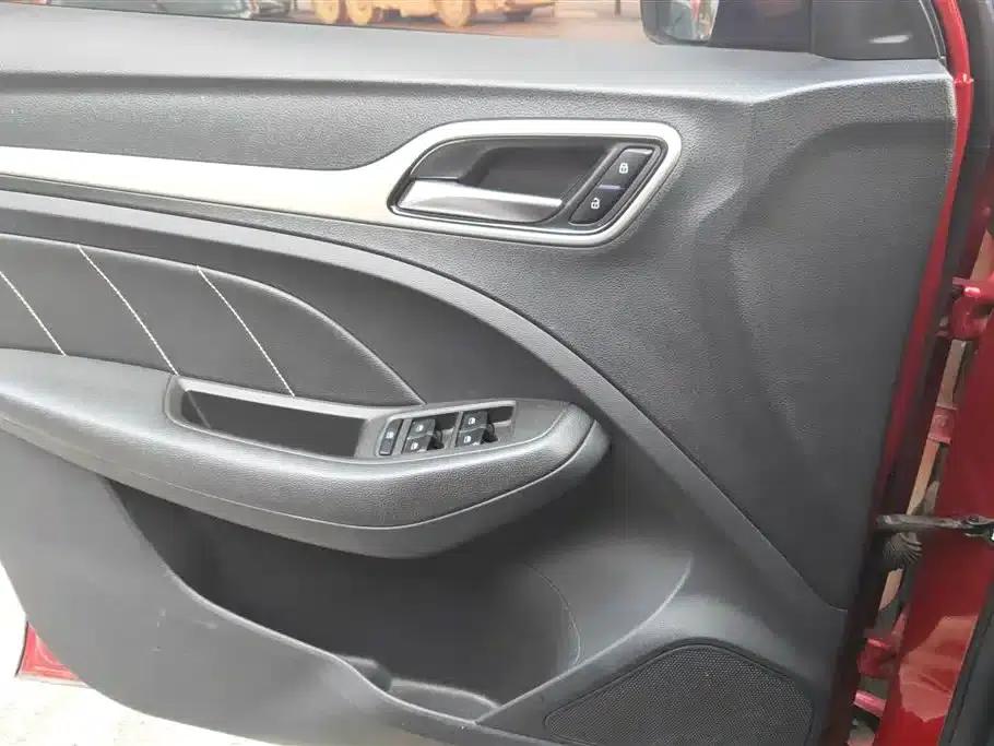 MG ZS 2018 1.5L Automatic Luxury Edition (National V Emission Standard) — миниатюра 7