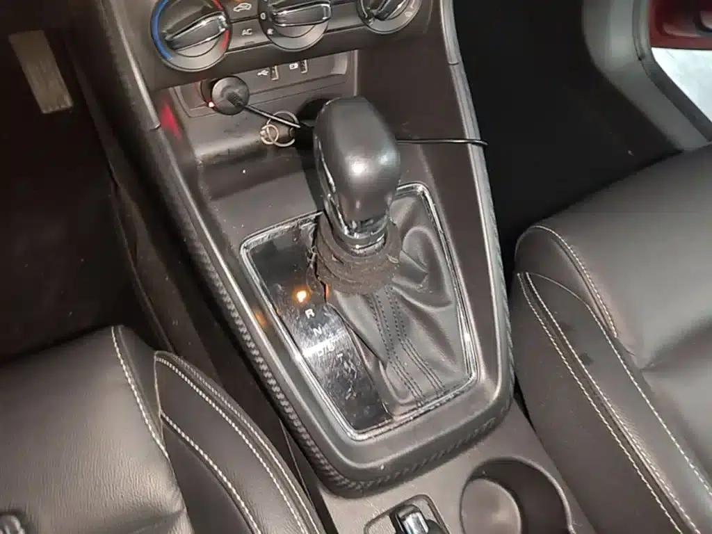 MG ZS 2017 1.5L Automatic Luxury Edition — миниатюра 14
