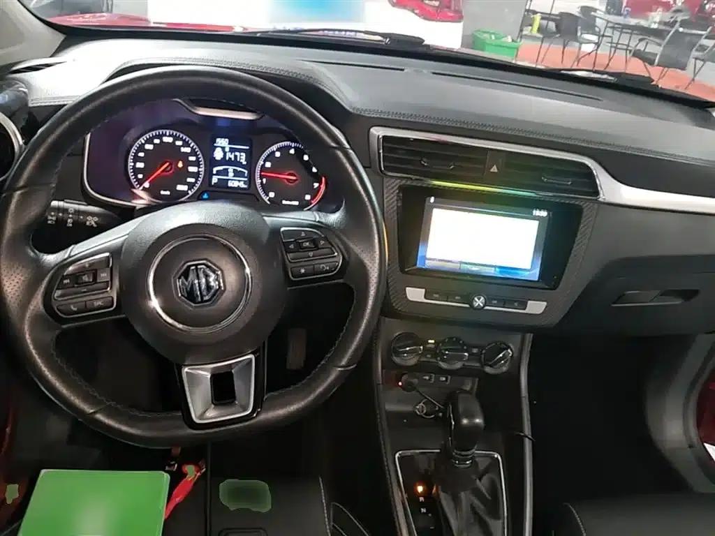 MG ZS 2017 1.5L Automatic Luxury Edition — миниатюра 10