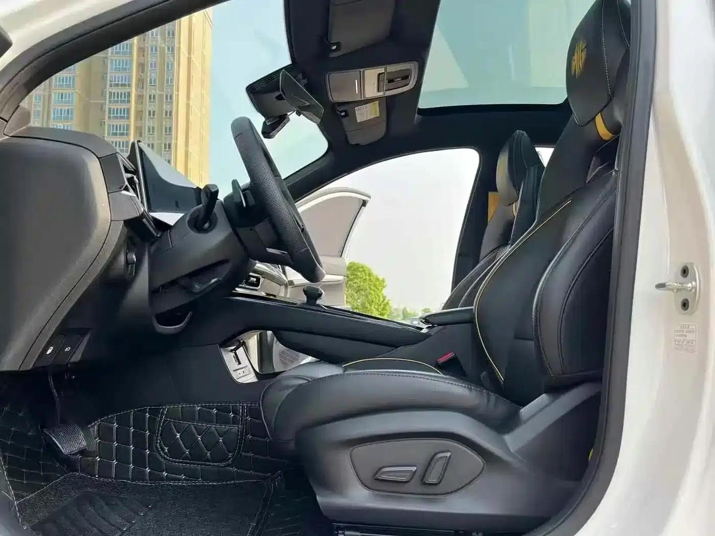 MG5 Scorpio 2022 1.5T Luxury Edition — миниатюра 4