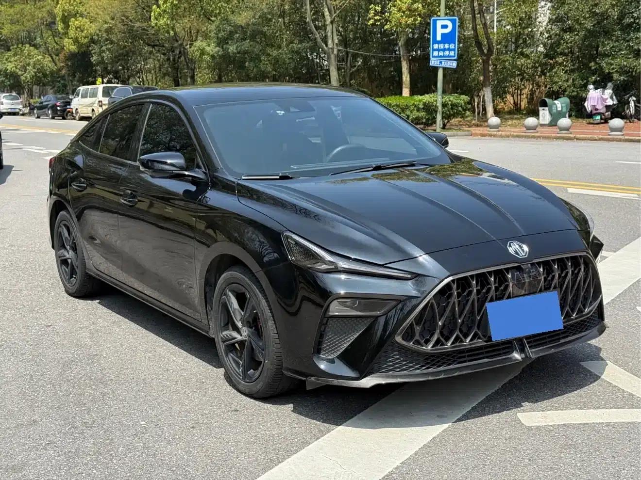 MG5 Scorpio 2022 1.5T Trophy Sport Luxury Edition — миниатюра 3