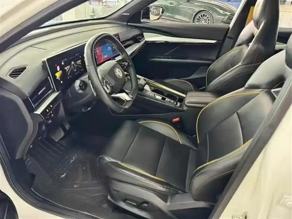 MG5 Scorpio 2022 1.5T Luxury Edition — миниатюра 4