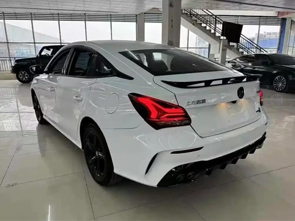 MG5 Scorpio 2022 1.5T Luxury Edition — миниатюра 7