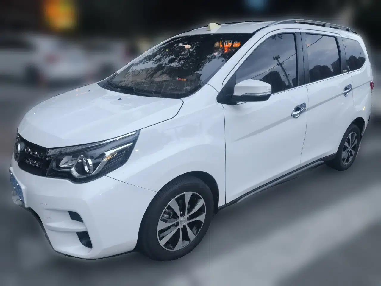 Venucia M50V 2017 1.6L XL CVT Luxury Edition — миниатюра 1