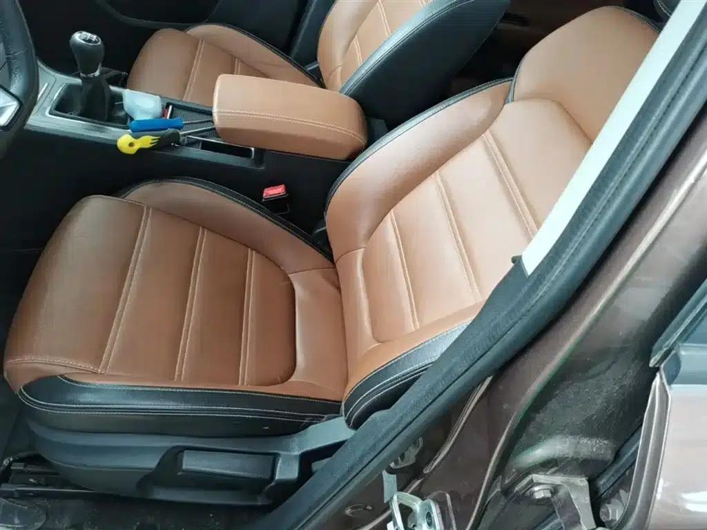 2017 GS 20T Manual Deluxe Edition — миниатюра 15