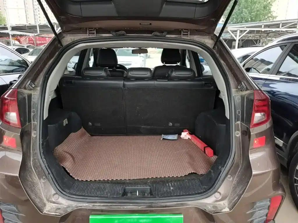 2017 GS 20T Manual Deluxe Edition — миниатюра 19