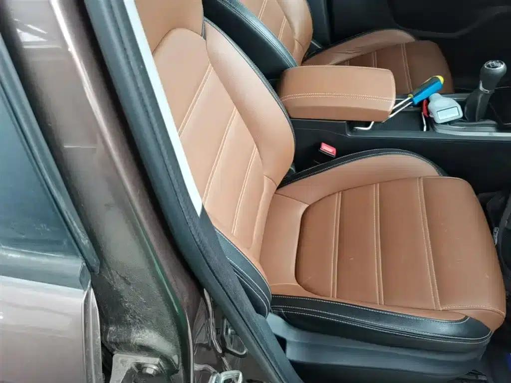 2017 GS 20T Manual Deluxe Edition — миниатюра 25
