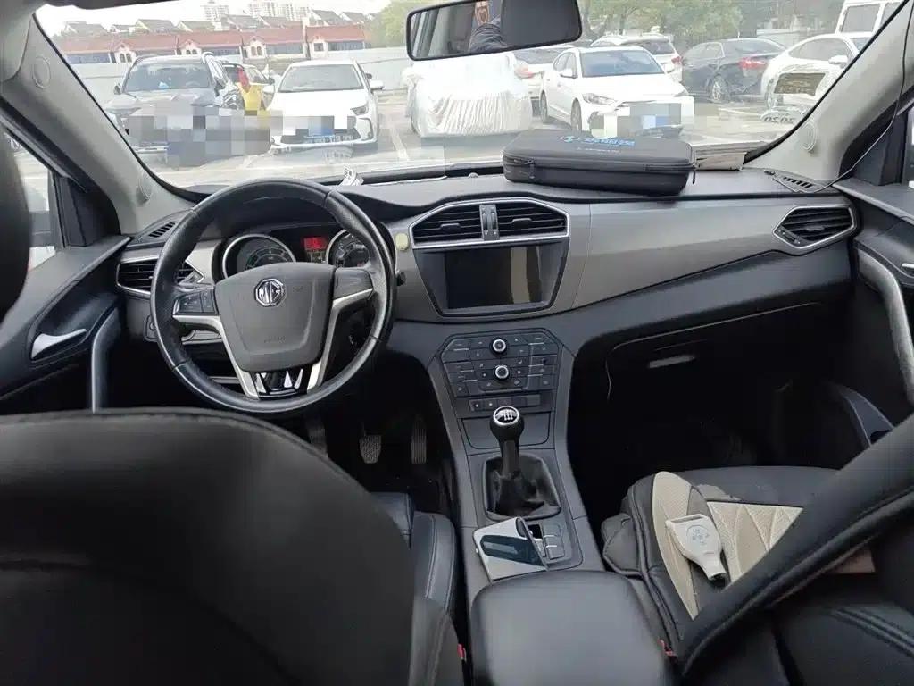 2016 GS 1.5TGI Manual Value Edition — миниатюра 13