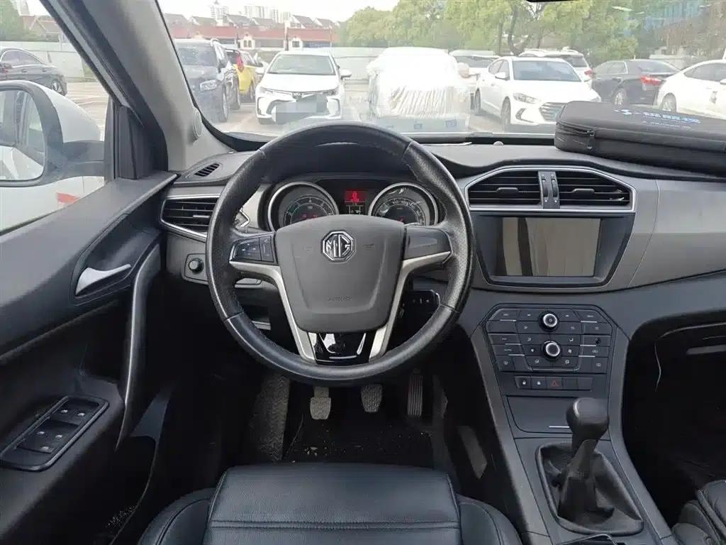 2016 GS 1.5TGI Manual Value Edition — миниатюра 3