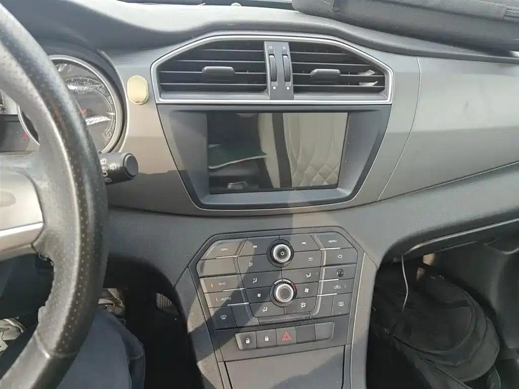 2016 GS 1.5TGI Manual Value Edition — миниатюра 6