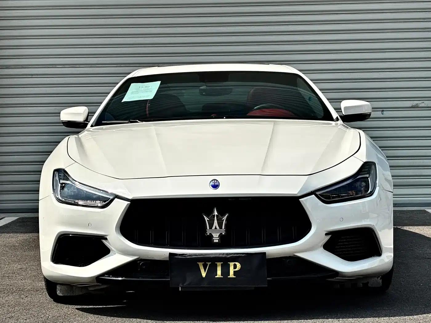 2017 Ghibli 3.0T Standard Edition — миниатюра 2