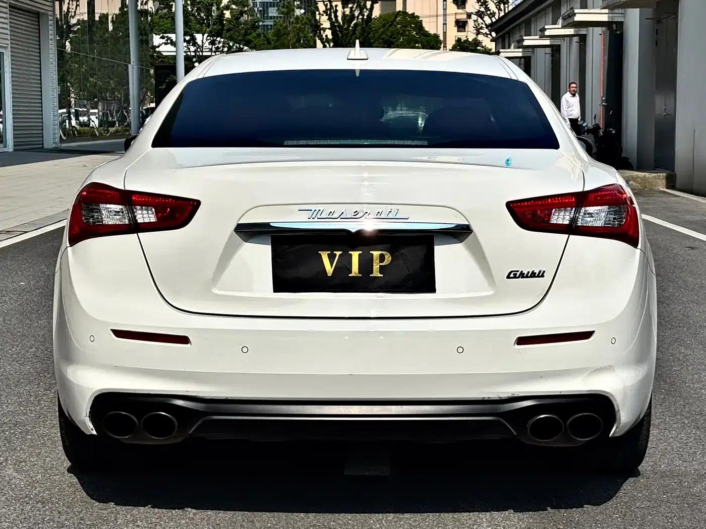 2017 Ghibli 3.0T Standard Edition — миниатюра 6