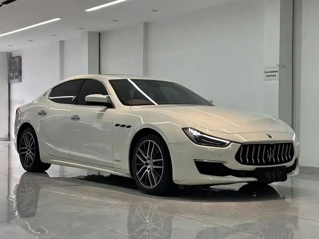 2021 Ghibli 2.0T Edge Edition — миниатюра 3
