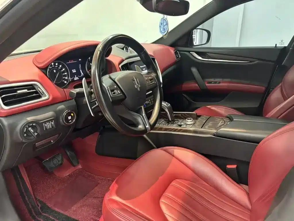2021 Ghibli 2.0T Edge Edition — миниатюра 4
