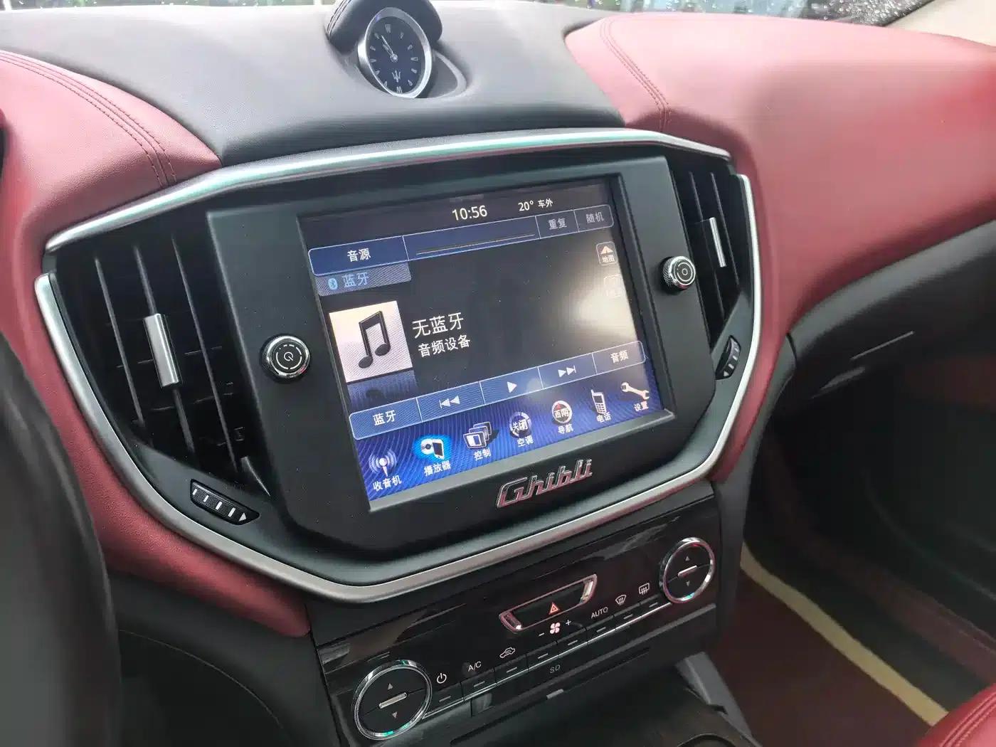 2014 Ghibli 3.0T Standard Edition — миниатюра 11