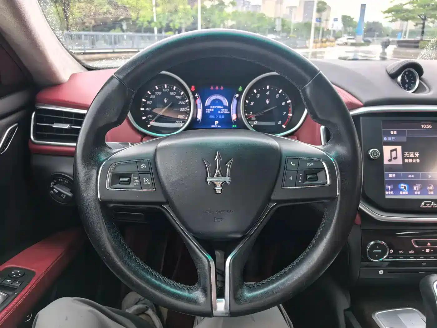 2014 Ghibli 3.0T Standard Edition — миниатюра 12