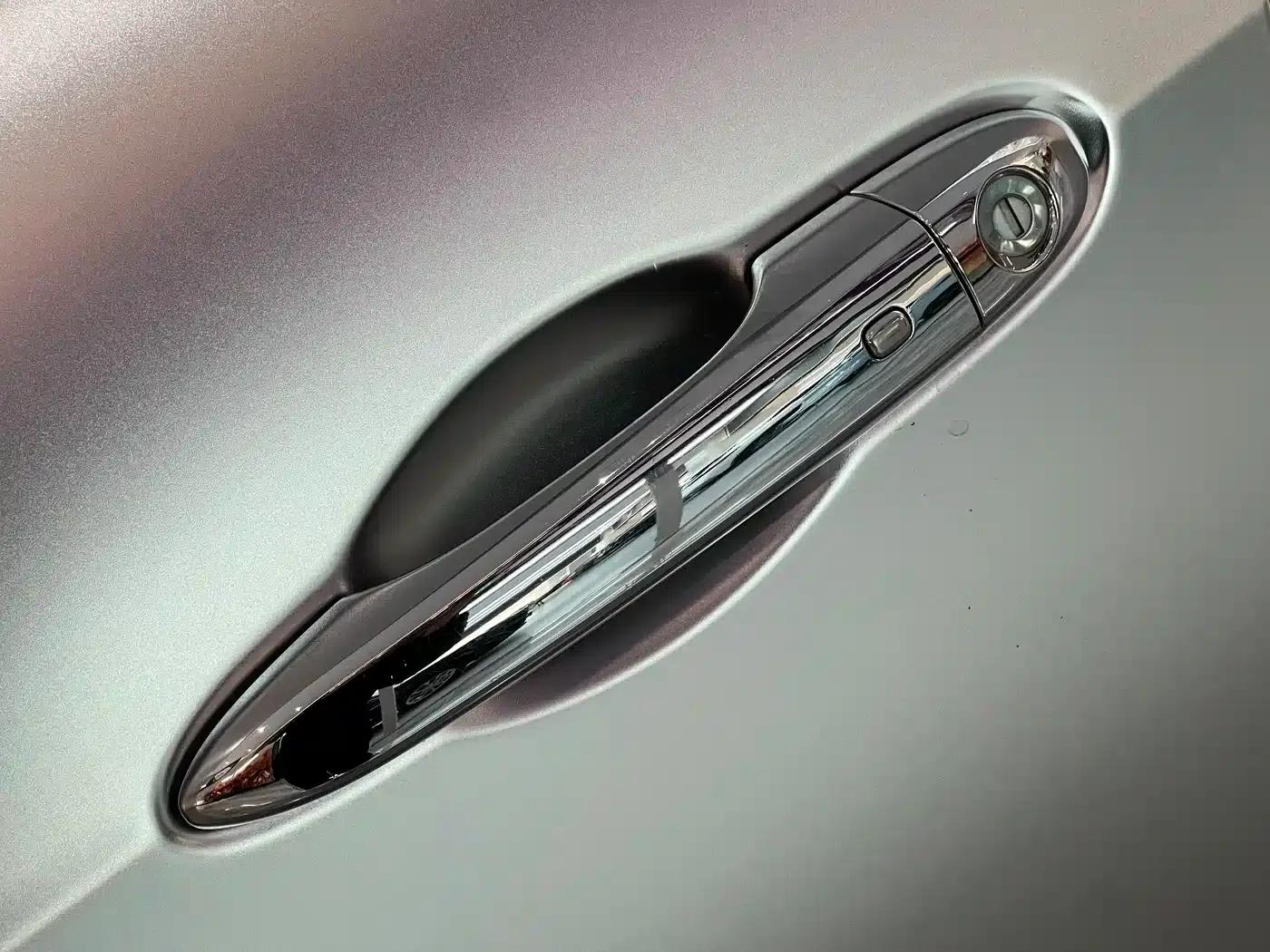 2014 Ghibli 3.0T Standard Edition — миниатюра 23