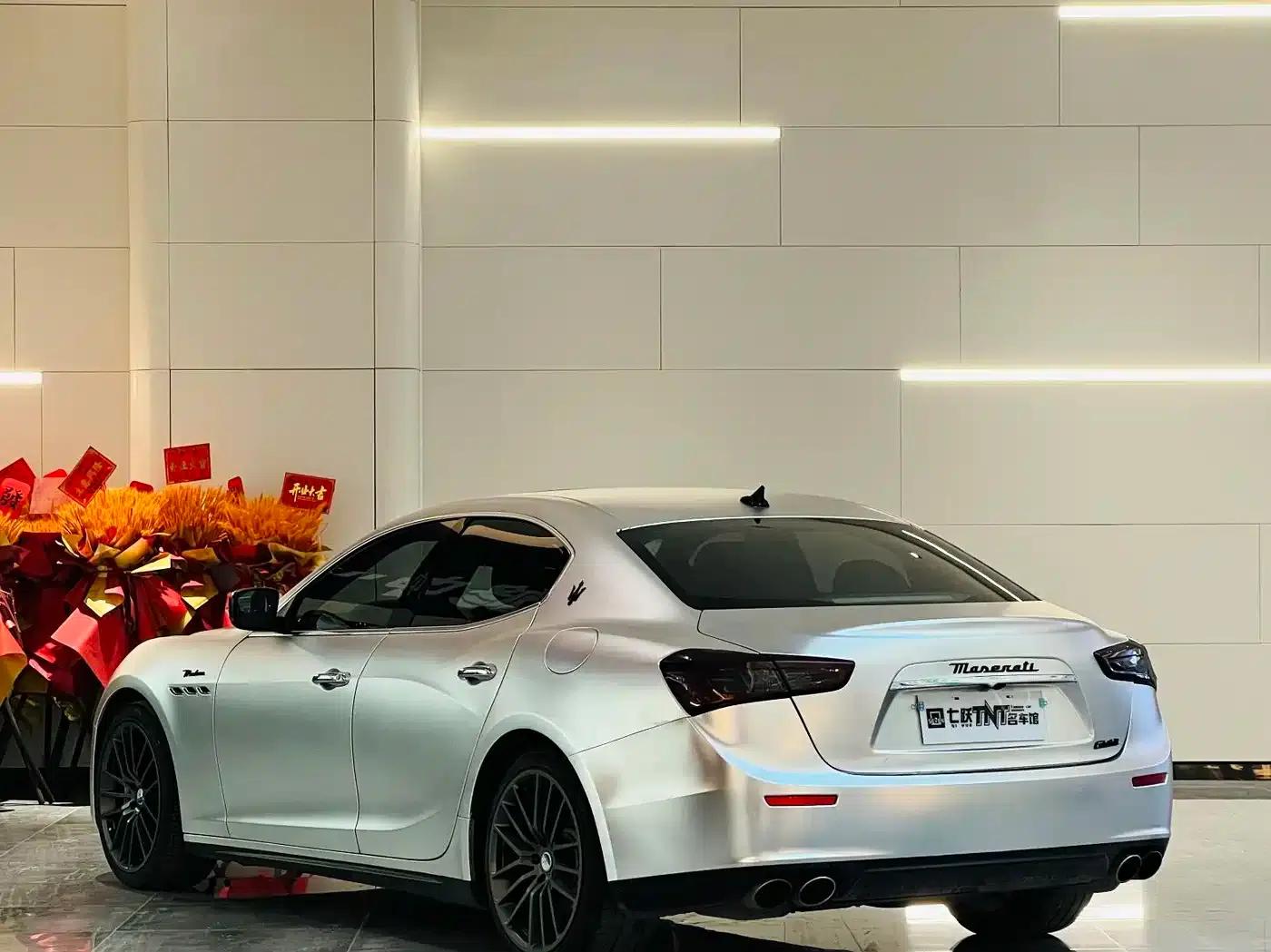 2014 Ghibli 3.0T Standard Edition — миниатюра 4