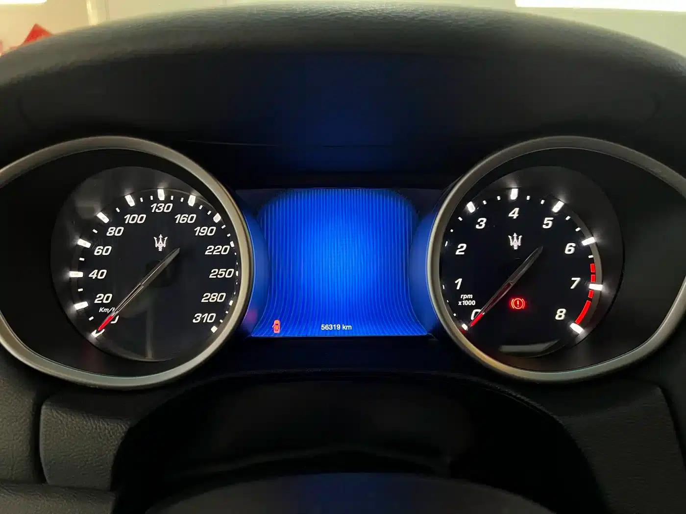 2014 Ghibli 3.0T Standard Edition — миниатюра 7