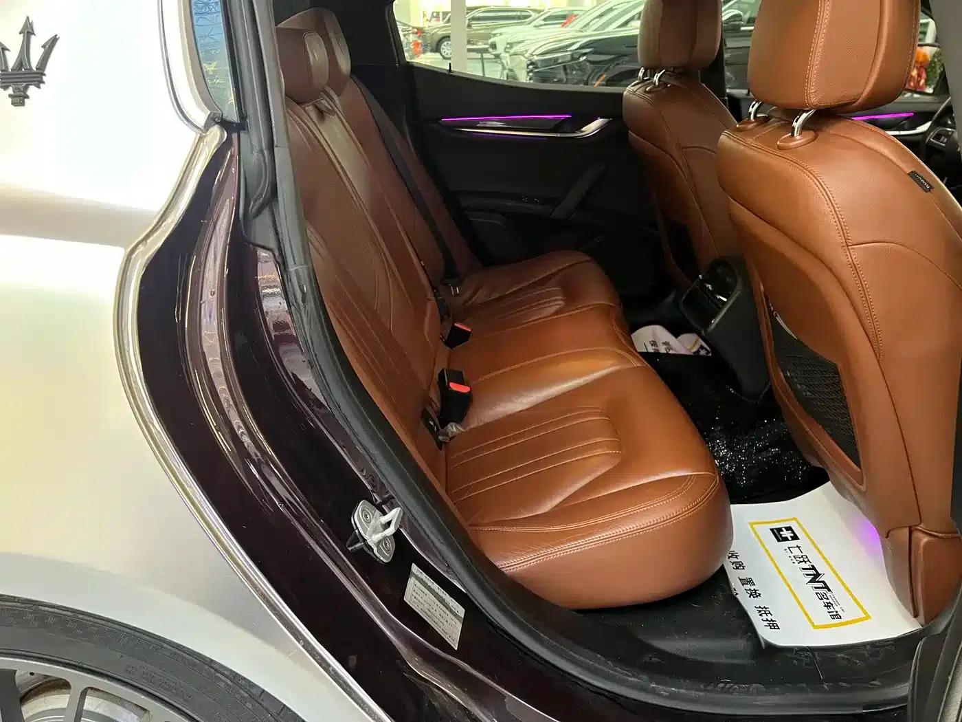 2014 Ghibli 3.0T Standard Edition — миниатюра 8
