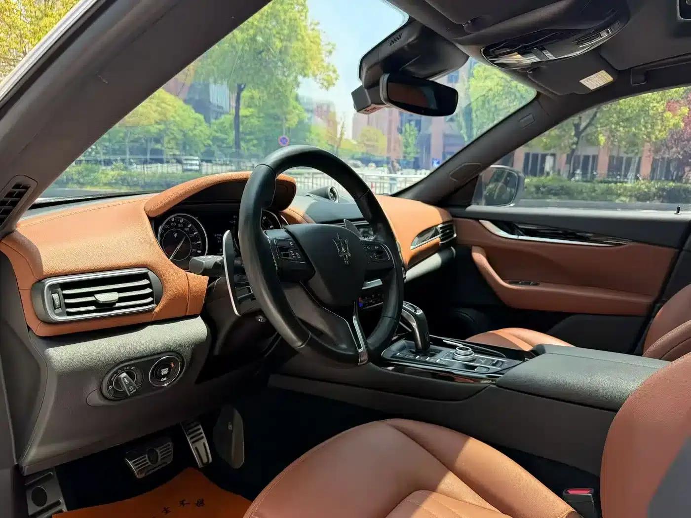 2021 Levante 3.0T Standard Edition — миниатюра 7